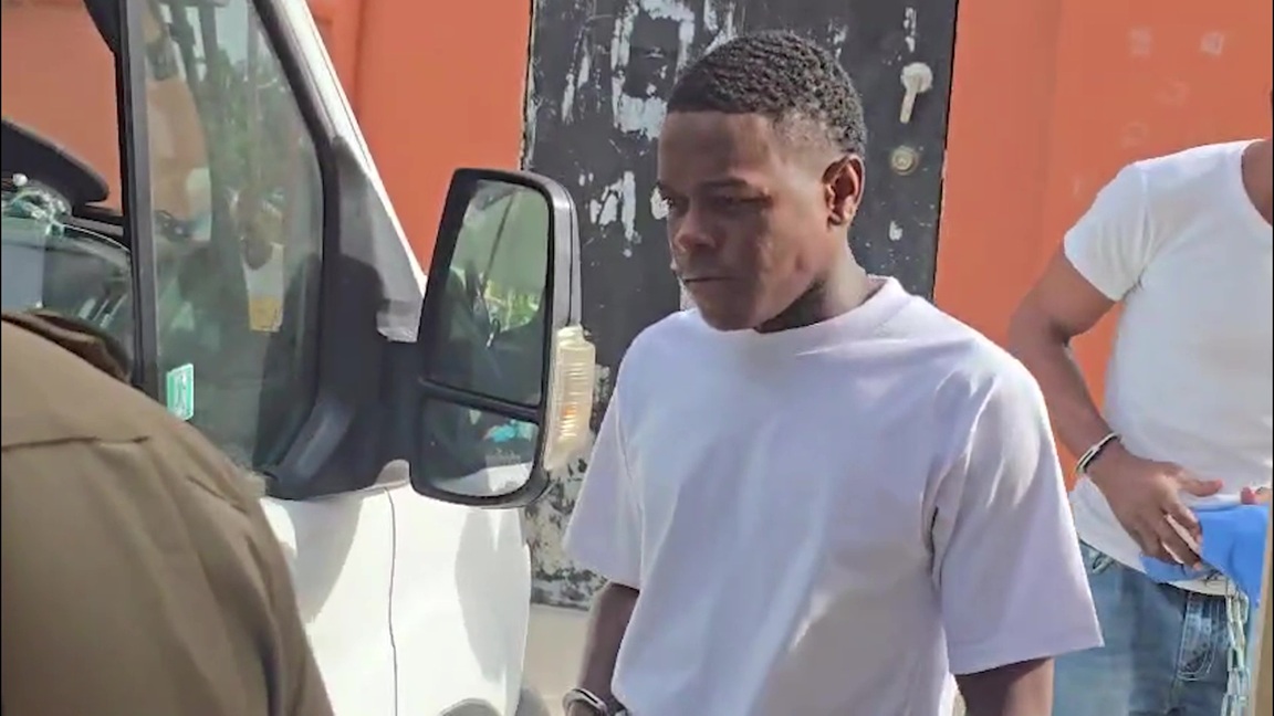 Man Stabbed with Broken Bottle by Mr. Handsome’s Alleged Robber