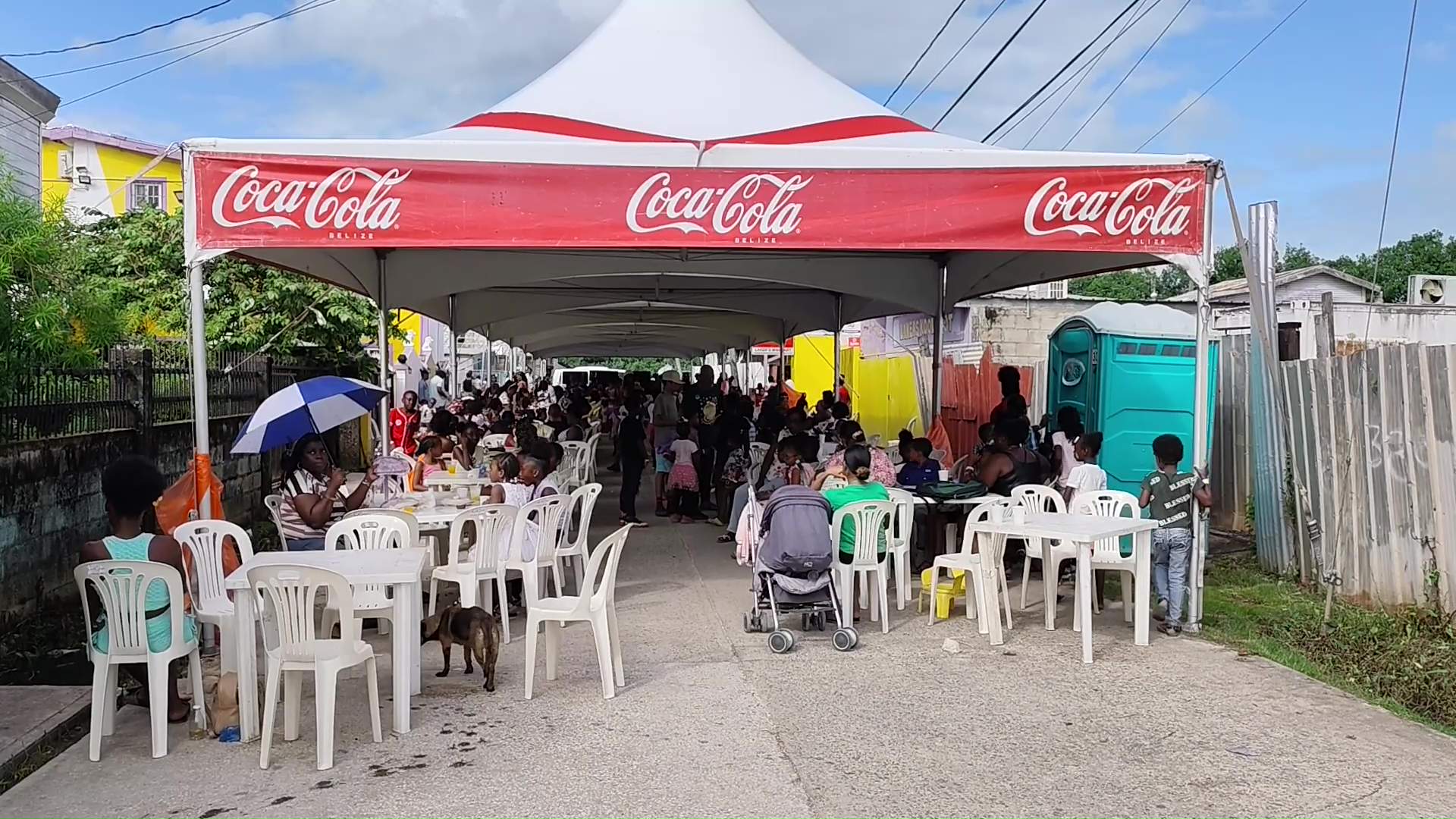 Lakers Cool Spot Brings Christmas Joy to Over 400 Children